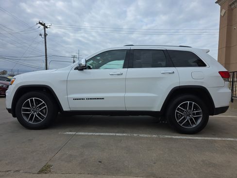 Used 2019 Jeep Grand Cherokee Limited image 8