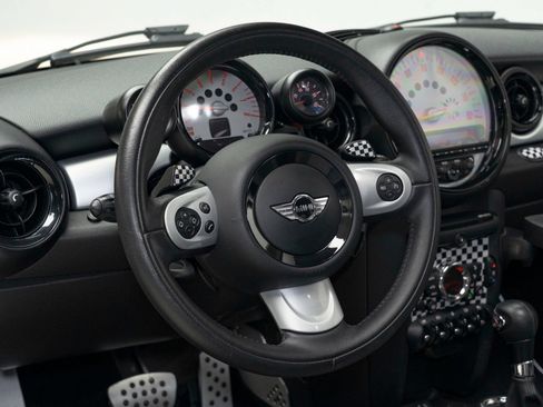 Used 2013 MINI Cooper S FWD image 26