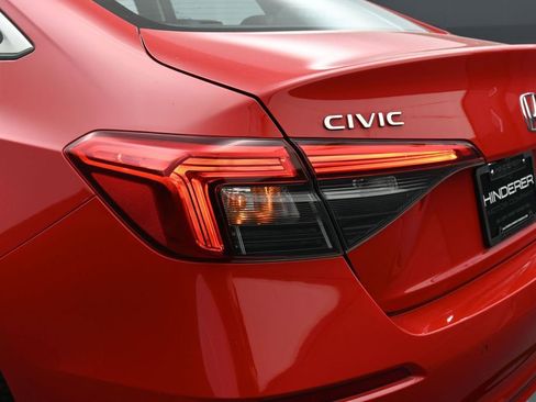 Used 2024 Honda Civic Touring image 39