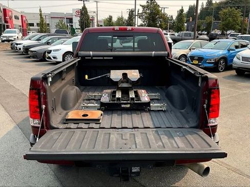 Used 2013 GMC Sierra 3500 Denali image 25