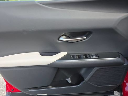 Used 2025 Lexus UX 300h FWD w/ Accessory Package (Z1) image 25