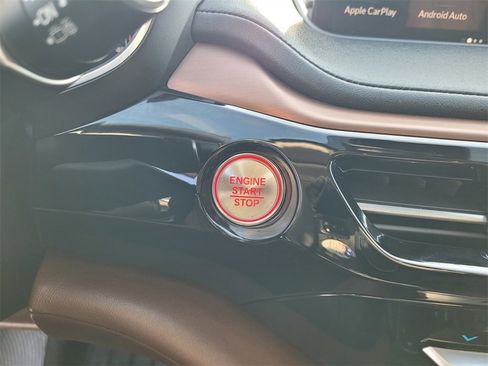 Used 2023 Acura MDX SH-AWD w/ Technology Package image 17