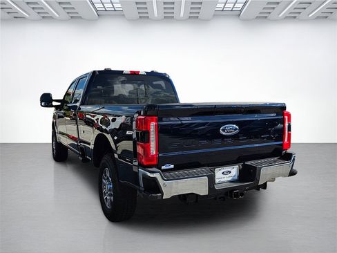 Used 2023 Ford F250 Lariat w/ Lariat Ultimate Package image 7