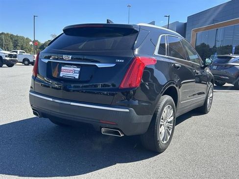 Used 2017 Cadillac XT5 Luxury w/ Driver Awareness Package image 5