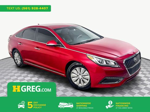Used 2016 Hyundai Sonata SE image 1