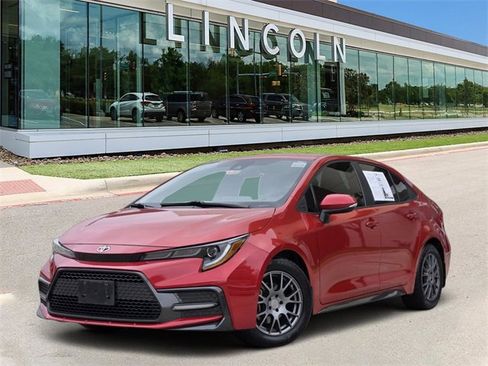 Used 2020 Toyota Corolla SE image 1