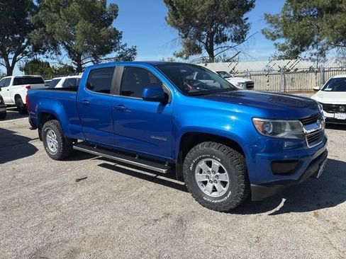 Used 2020 Chevrolet Colorado W/T w/ WT Convenience Package image 2