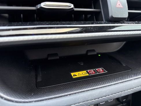 Used 2025 Toyota Highlander Platinum image 17