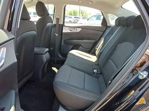 Certified 2024 Kia Forte LXS w/ LXS Technology Package FWD image 10
