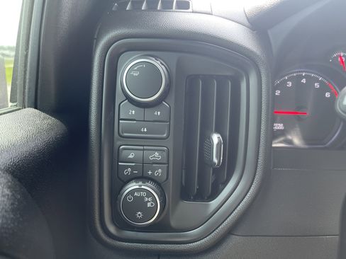 Used 2025 Chevrolet Silverado 2500 Custom w/ Custom Value Package AWD/4WD image 21