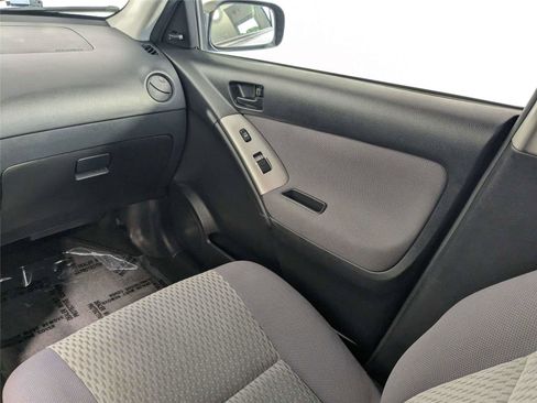Used 2008 Toyota Matrix FWD image 41