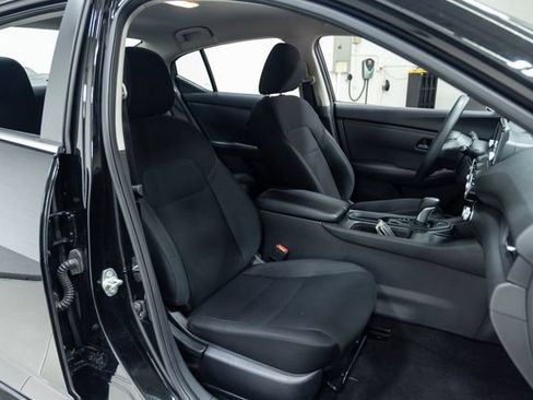 Used 2025 Nissan Sentra S FWD image 25