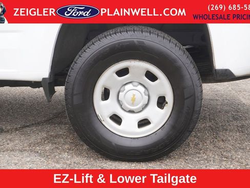 Used 2019 Chevrolet Colorado W/T w/ WT Convenience Package image 9