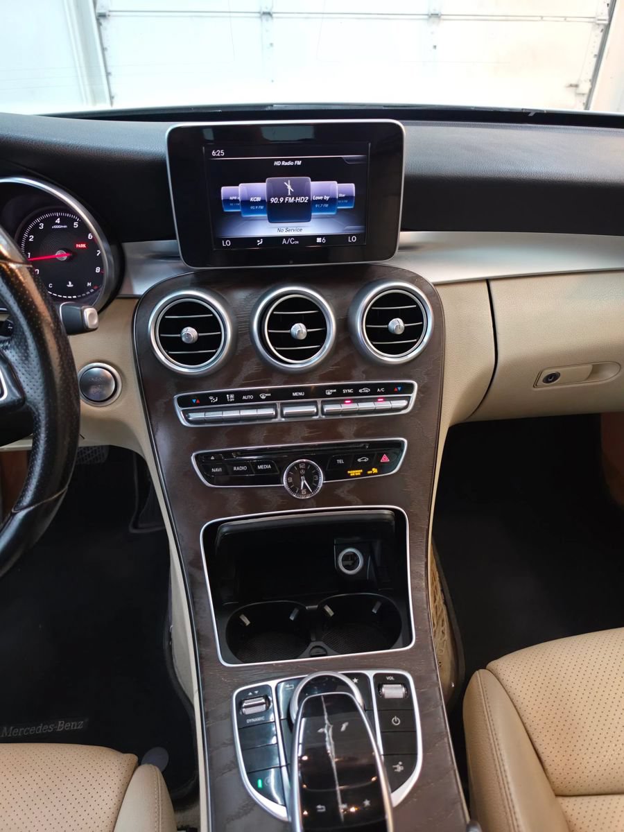 Used 2018 Mercedes-Benz C 300 Cabriolet image 42