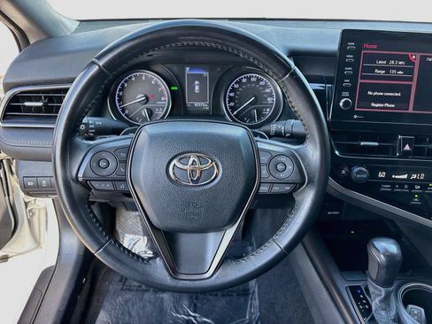 Used 2021 Toyota Camry SE w/ Audio Upgrade Package FWD image 11