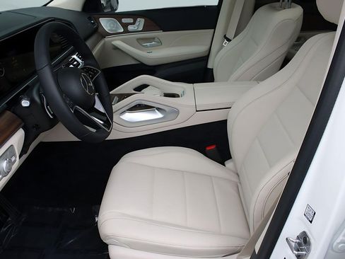 Used 2026 Mercedes-Benz GLE 350 4MATIC image 5