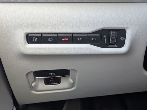 New 2026 Jeep Cherokee Limited AWD/4WD image 17