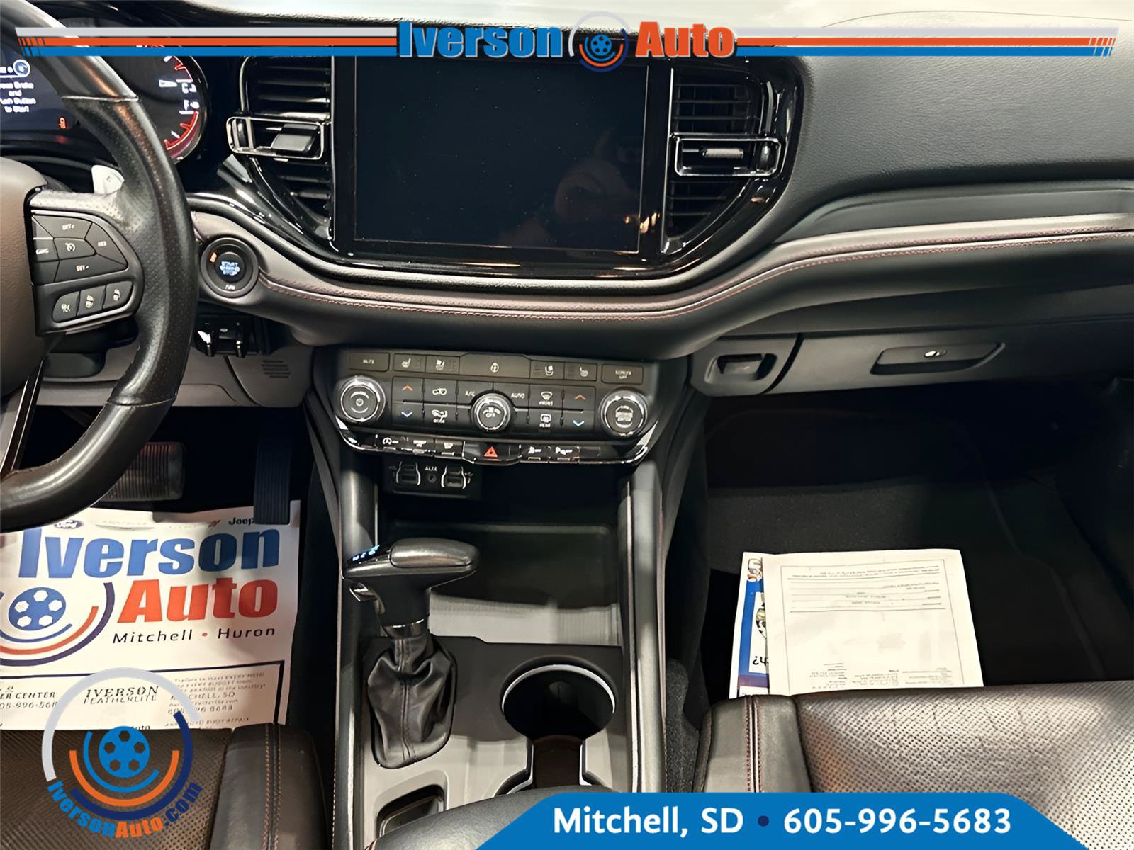 Used 2024 Dodge Durango GT AWD/4WD image 31