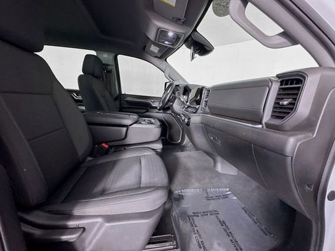 Used 2024 Chevrolet Silverado 2500 LT image 31