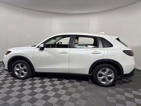 Used 2023 Honda HR-V LX image 4