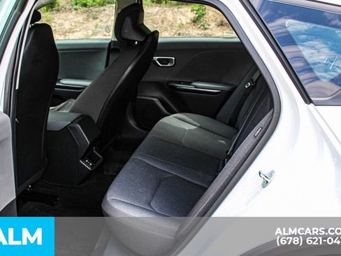 Used 2025 Kia K4 FWD image 18