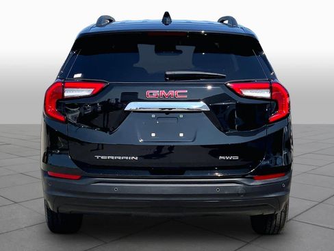 Used 2023 GMC Terrain SLE w/ Driver Convenience Package AWD/4WD image 5