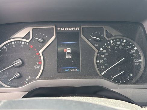 Used 2022 Toyota Tundra SR w/ SR Tow Package RWD image 12
