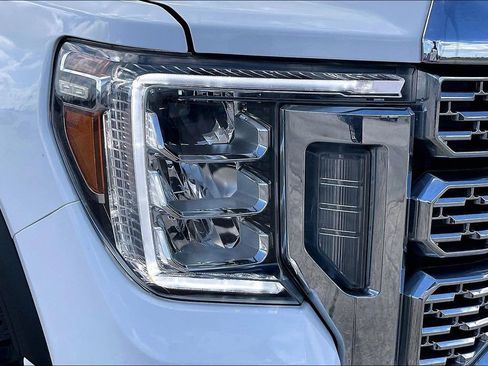 Used 2022 GMC Sierra 2500 Denali w/ Denali Ultimate Package image 32