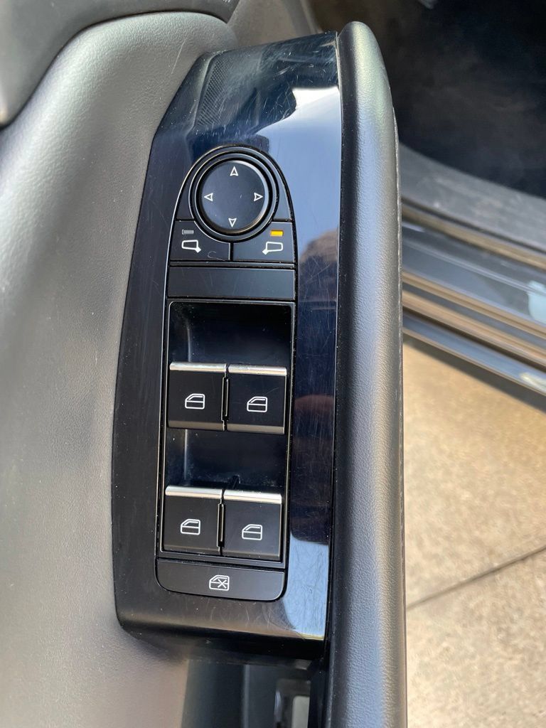 Used 2024 MAZDA MAZDA3 s FWD image 16