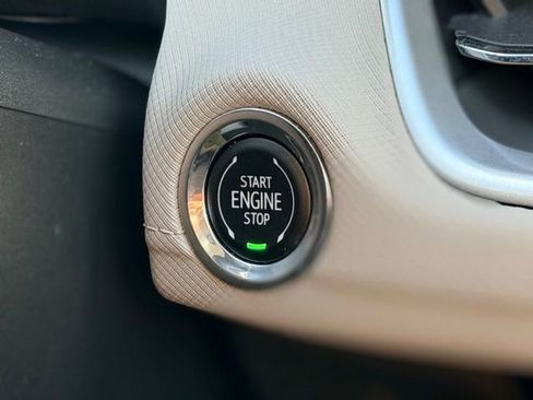 Certified 2024 Chevrolet TrailBlazer LT w/ LT Cold Weather Package image 11