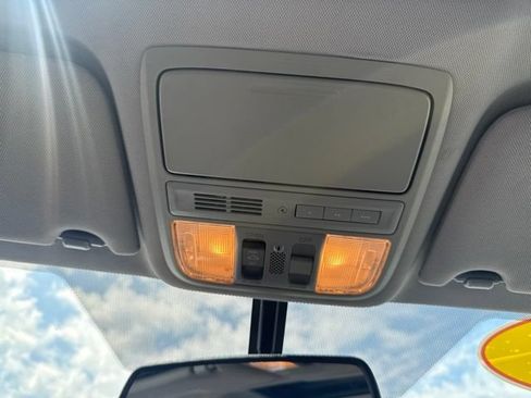 Used 2017 Honda Accord EX-L image 27