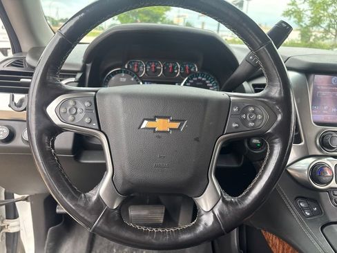 Used 2018 Chevrolet Suburban Premier AWD/4WD image 13
