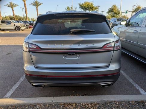 Used 2022 Lincoln Nautilus Reserve w/ Equipment Group 201A image 3