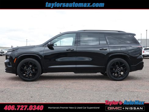 Used 2024 Chevrolet Traverse RS AWD/4WD image 46