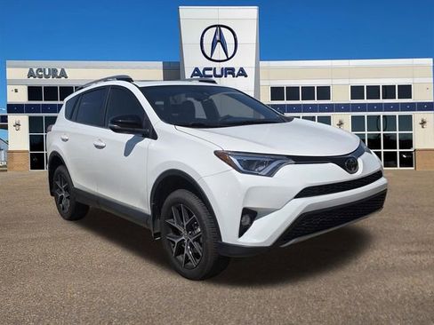 Used 2017 Toyota RAV4 SE w/ Power Special Value Package FWD image 1