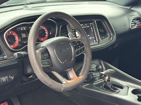 Used 2023 Dodge Challenger SRT Hellcat RWD image 11
