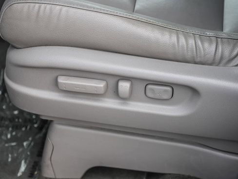 Used 2016 Honda Odyssey Touring image 23