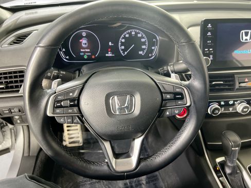Used 2022 Honda Accord Sport image 11