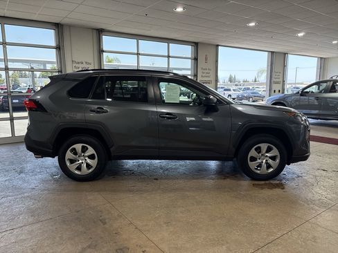Used 2021 Toyota RAV4 LE w/ Carpet Mat Package (TMS) FWD image 3