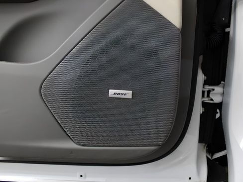 Used 2017 Cadillac XT5 Luxury image 18