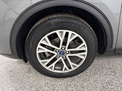 Used 2022 Ford Escape SEL w/ Technology Package image 15