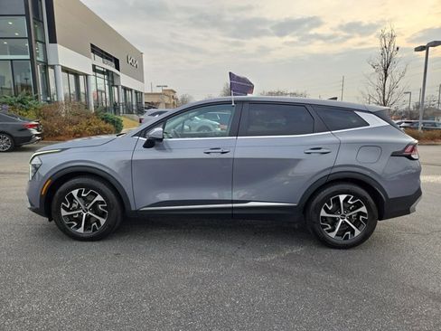 Certified 2024 Kia Sportage EX image 10