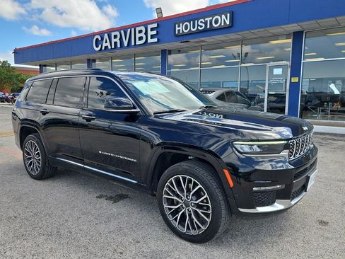 Used 2024 Jeep Grand Cherokee L Summit AWD/4WD image 1
