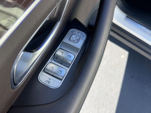 Certified 2022 Mercedes-Benz GLE 350 4MATIC image 15