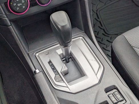 Used 2017 Subaru Impreza 2.0i Premium image 21