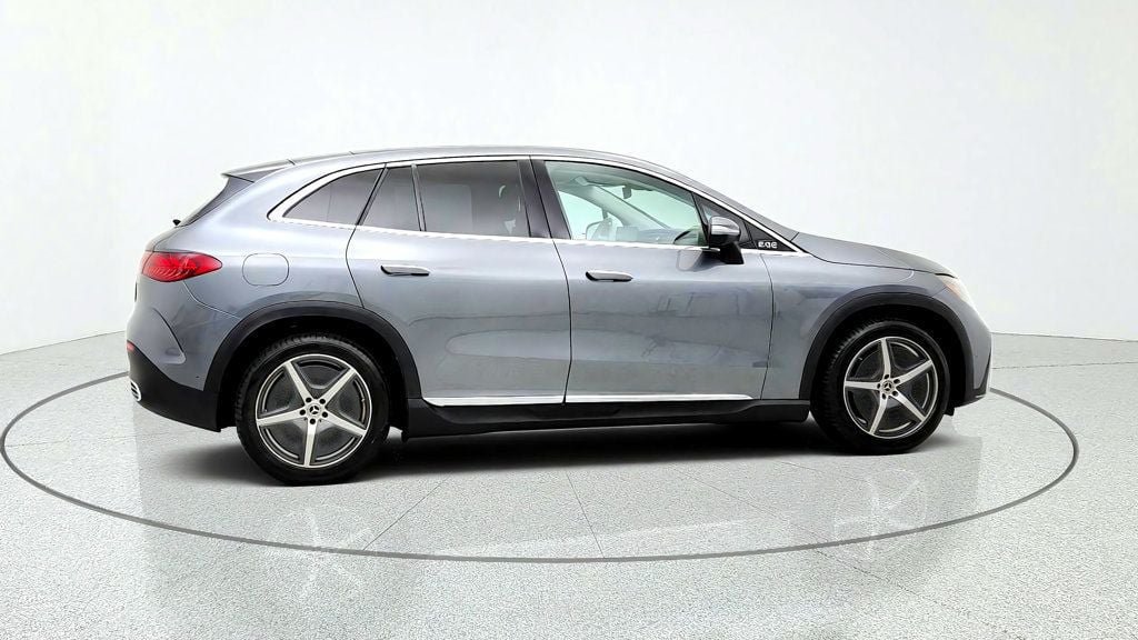 Used 2023 Mercedes-Benz EQE 500 4MATIC SUV w/ Pinnacle Trim Package image 4