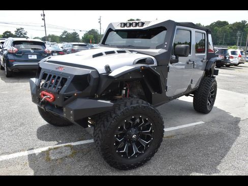 Used 2016 Jeep Wrangler Unlimited Rubicon AWD/4WD image 1
