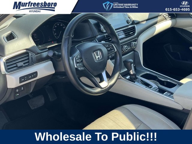Used 2018 Honda Accord Touring image 12
