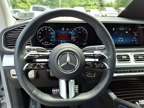 Certified 2025 Mercedes-Benz GLS 450 4MATIC image 15
