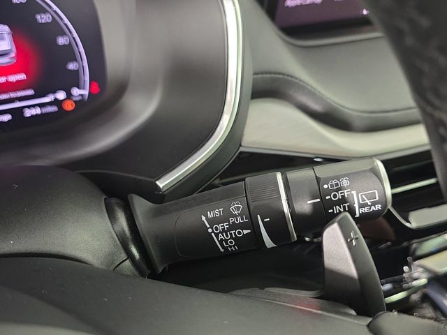 Used 2024 Acura MDX w/ Technology Package AWD/4WD image 32
